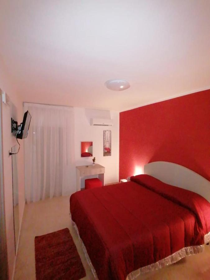 Hotel Cohiba Villaricca Bagian luar foto