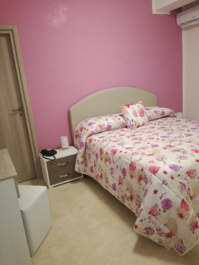 Hotel Cohiba Villaricca Bagian luar foto