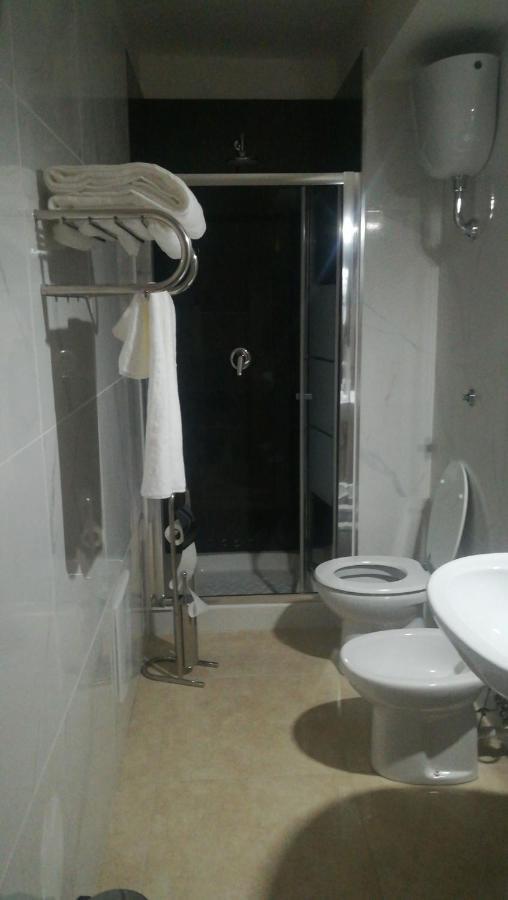 Hotel Cohiba Villaricca Bagian luar foto
